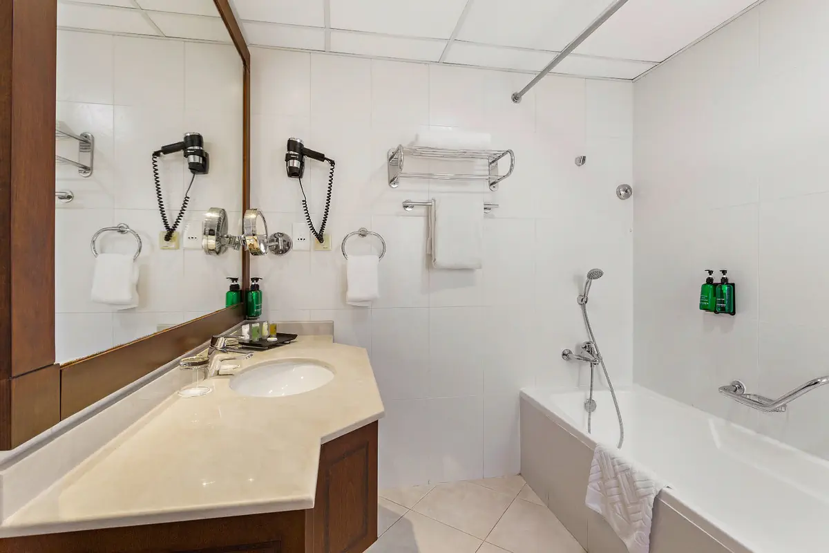 Al Hamra Village Hotel