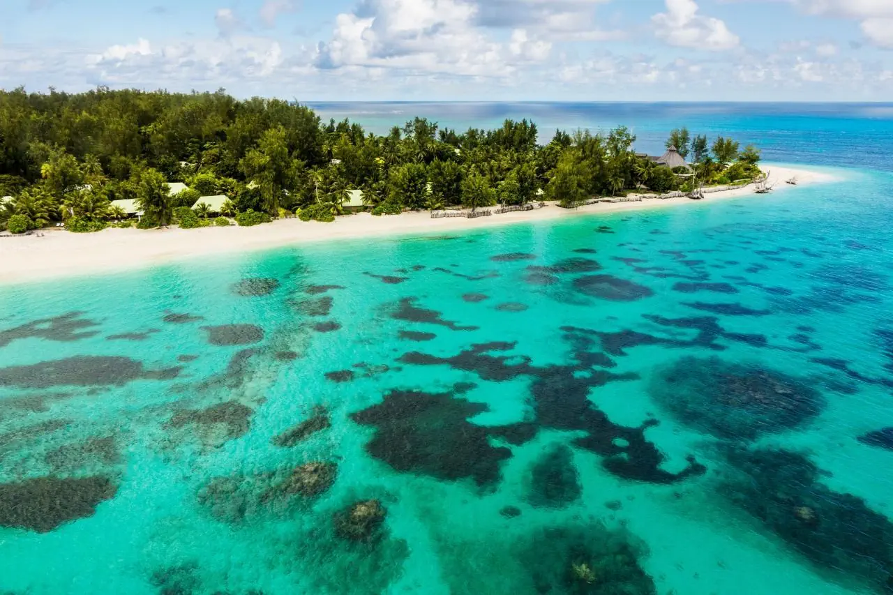 HOTEL Denis Private Island