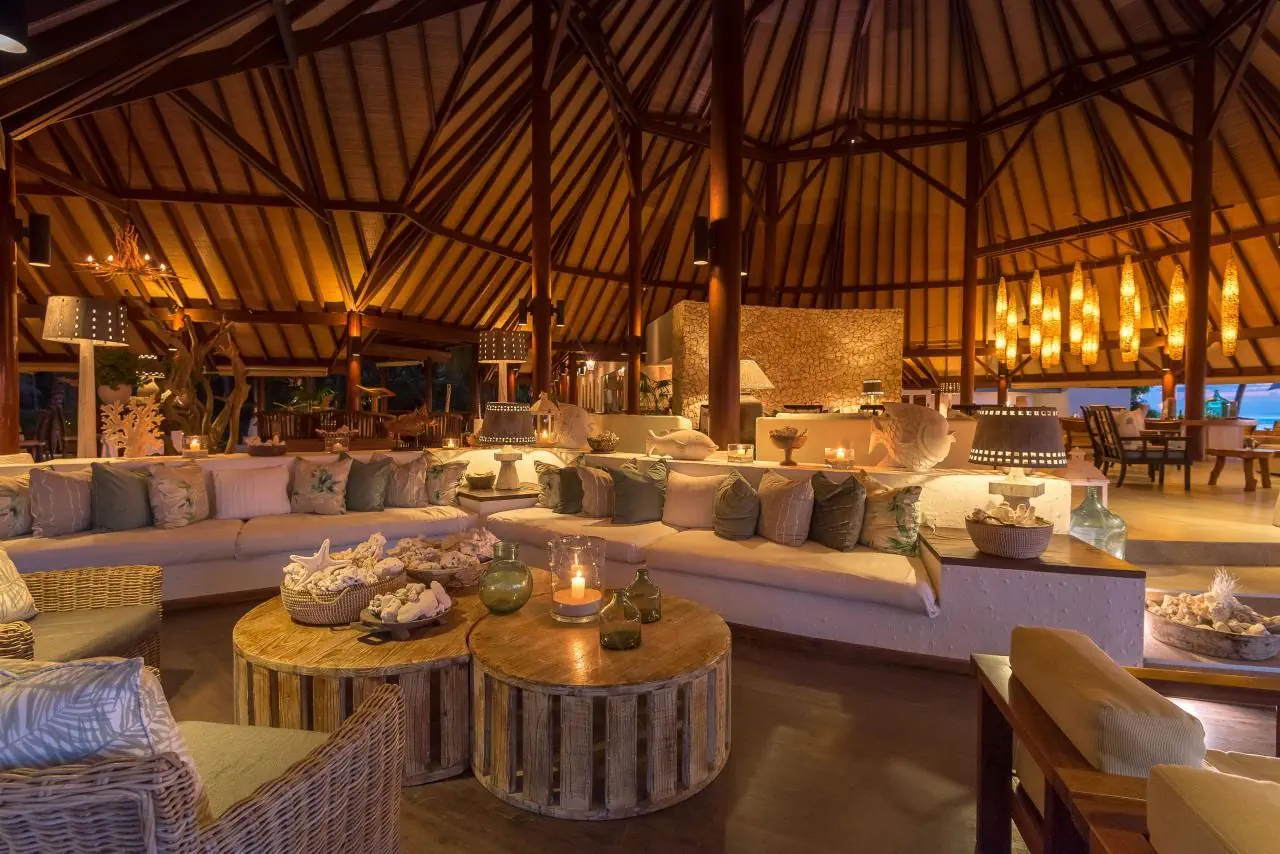 HOTEL Denis Private Island