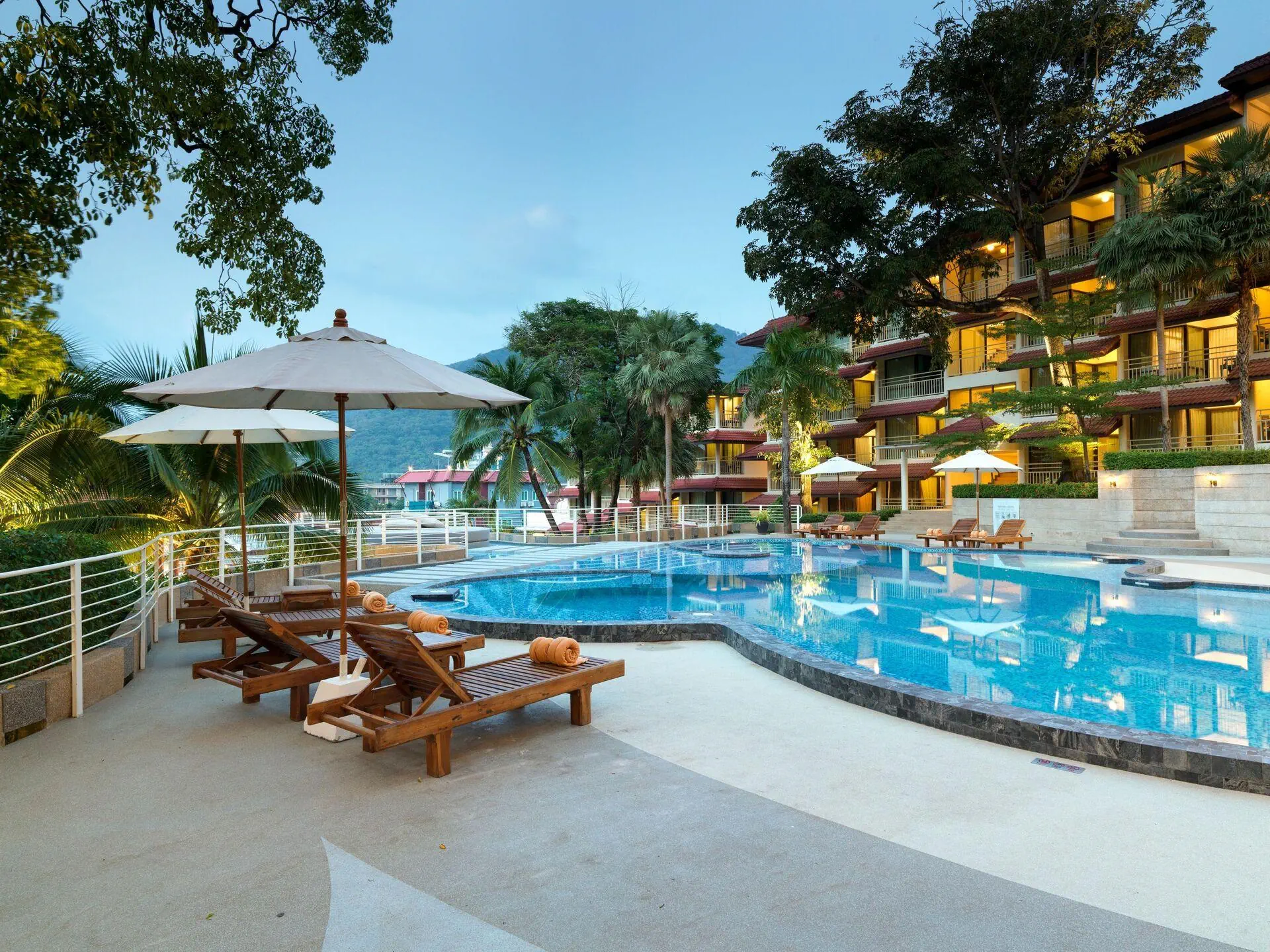 HOTEL Chanalai Flora Resort