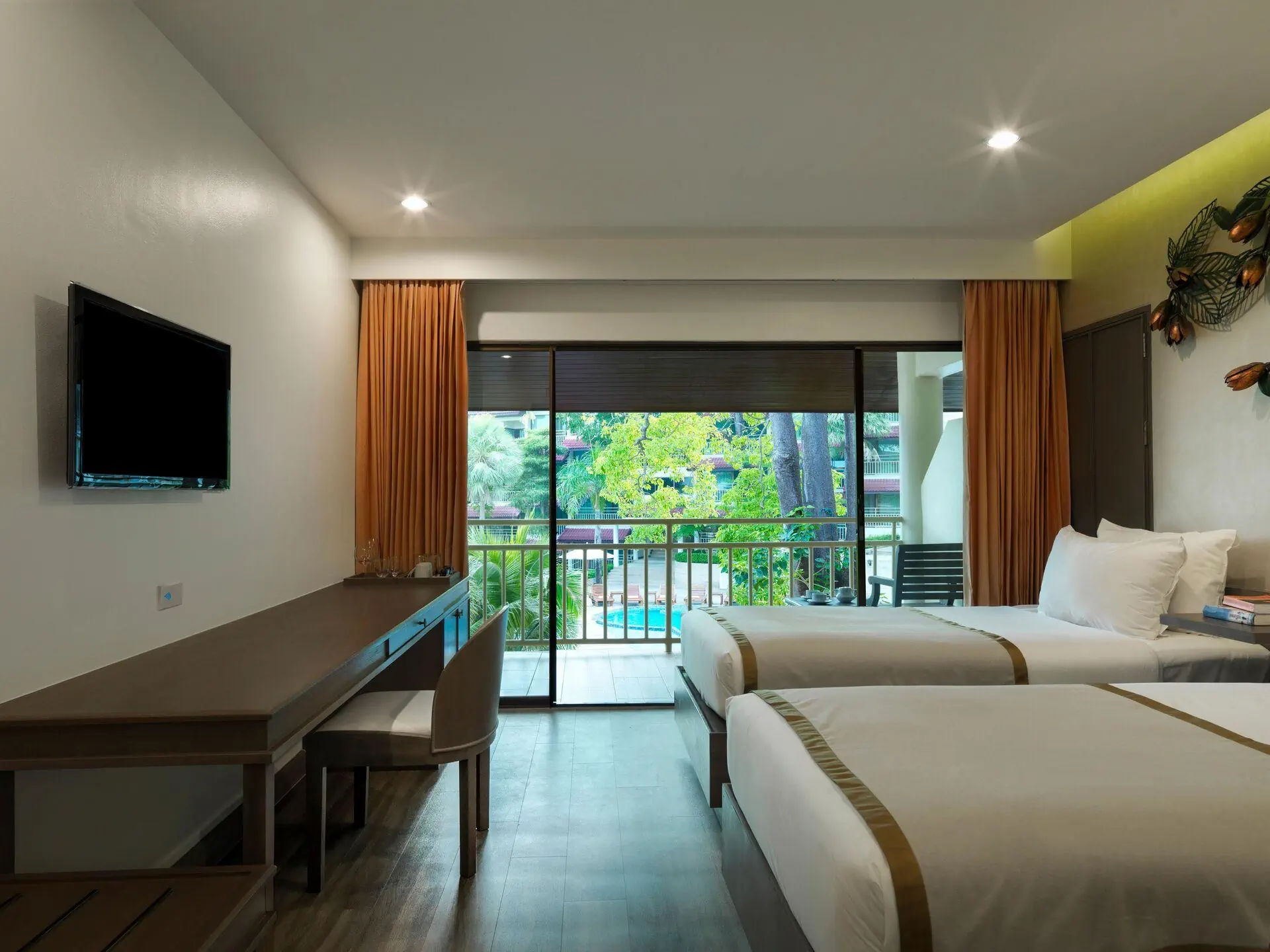 HOTEL Chanalai Flora Resort