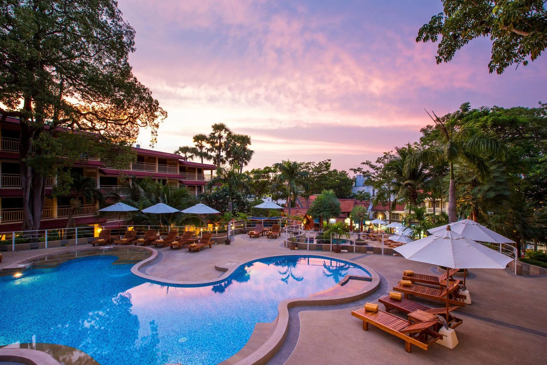 HOTEL Chanalai Flora Resort