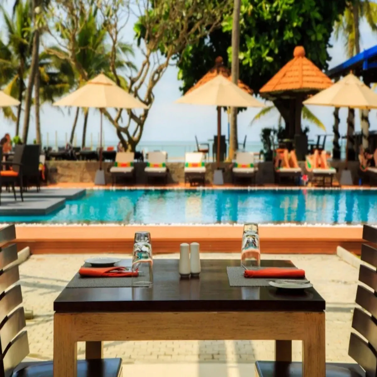 Camelot Beach Hotel
