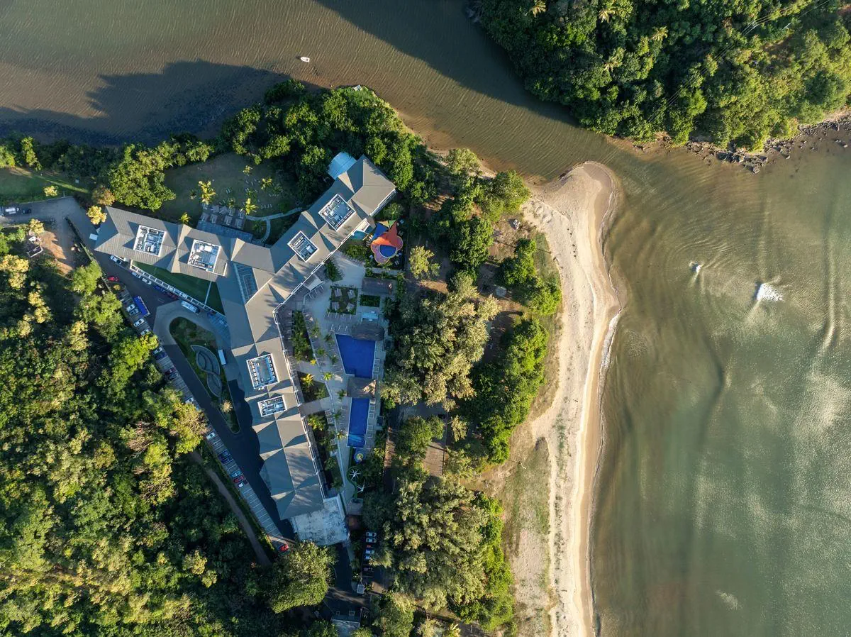 Oceans Creek Beach Hotel