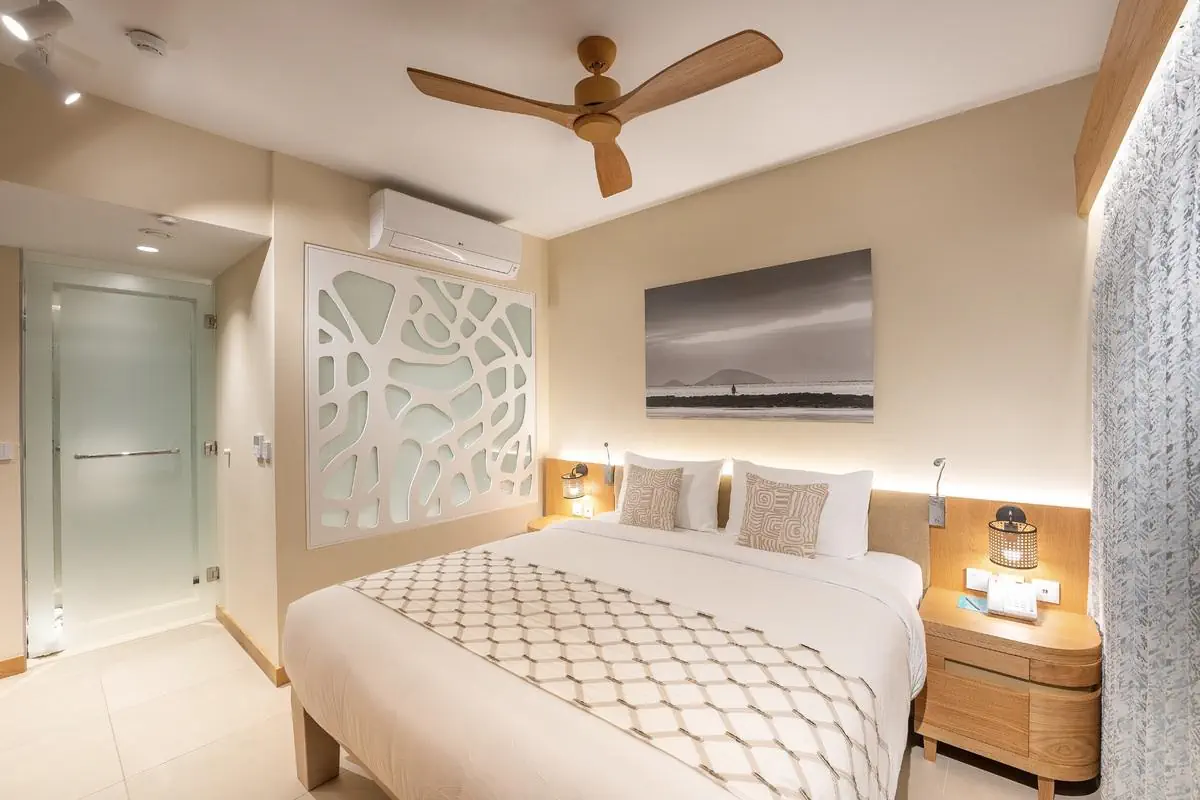 HOTEL Oceans Creek Beach Hotel