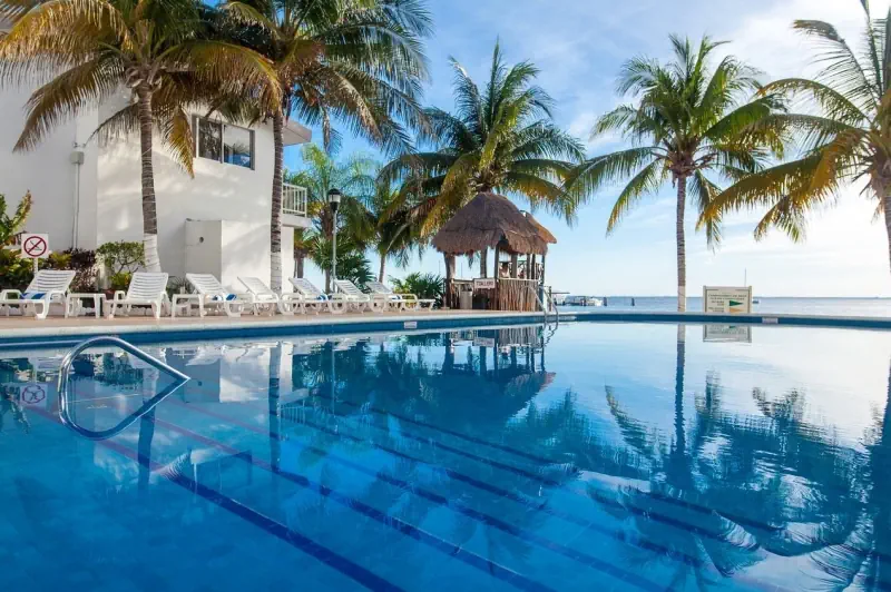 Ocean View Cancun Arenas