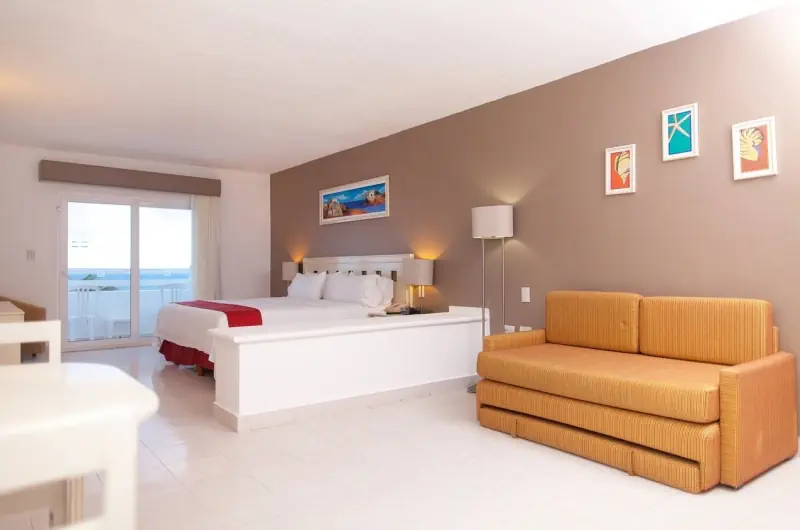 Ocean View Cancun Arenas