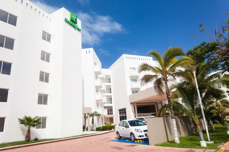 Ocean View Cancun Arenas