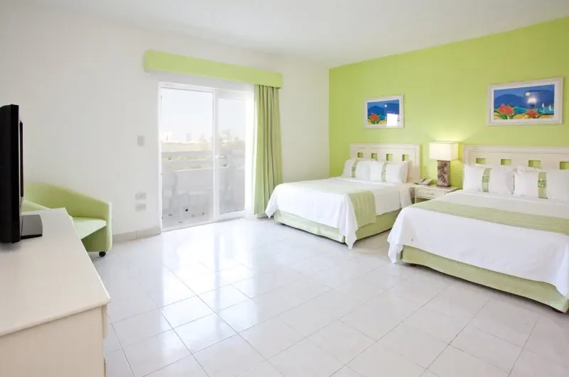 Ocean View Cancun Arenas