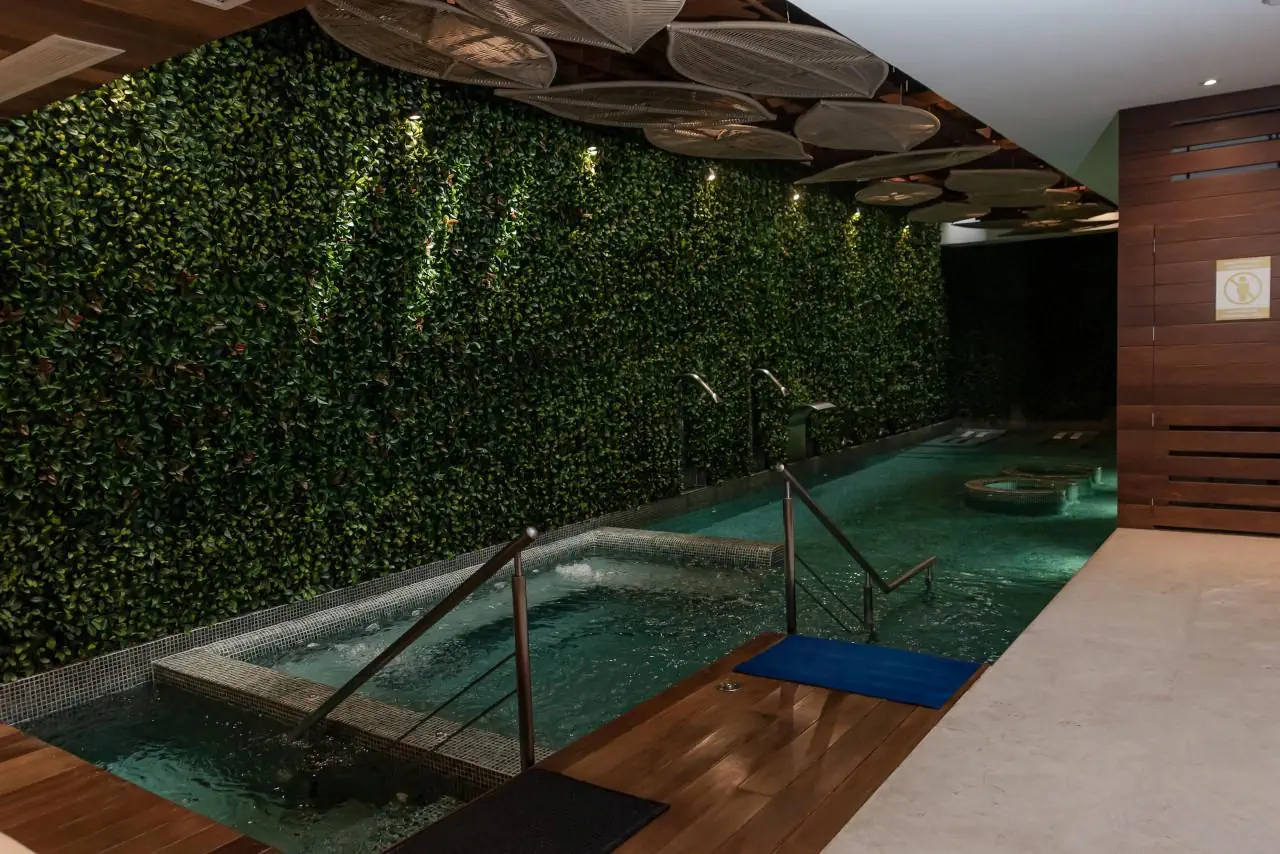 The Reef 28 Gourmet Adults Only - All Suites