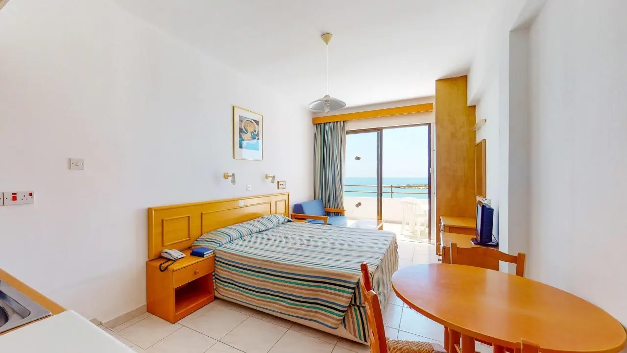 HOTEL Corallia Beach Hotel Apartments