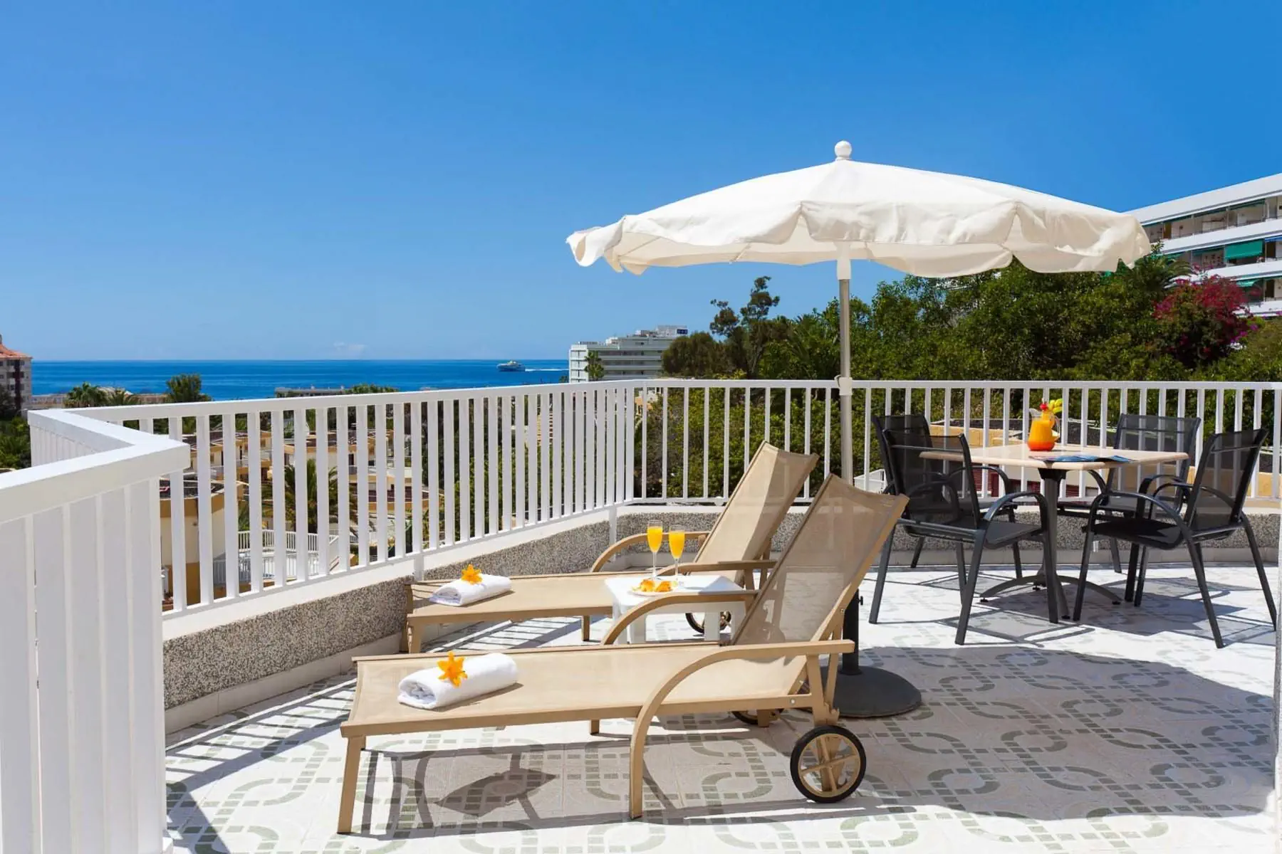 HOTEL Checkin Bungalows Atlantida