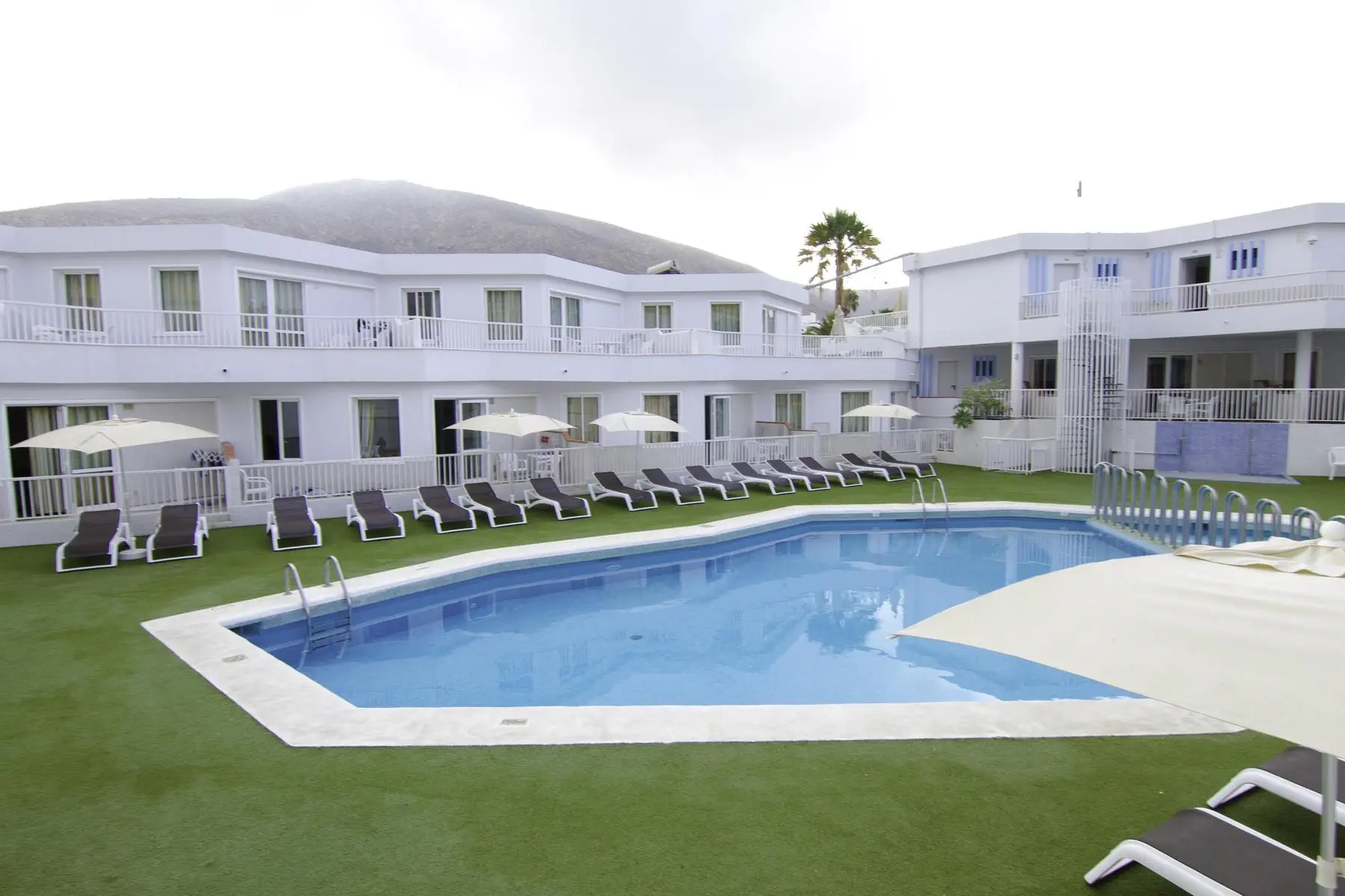 HOTEL Checkin Bungalows Atlantida