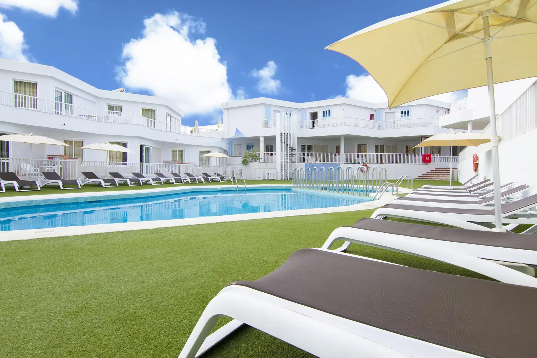 HOTEL Checkin Bungalows Atlantida