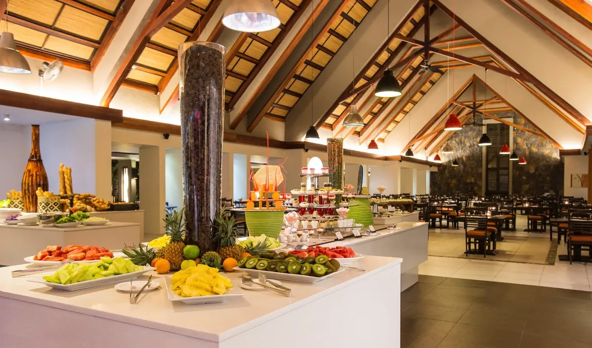 Crystals Beach Resort Belle Mare - zdjęcie 9