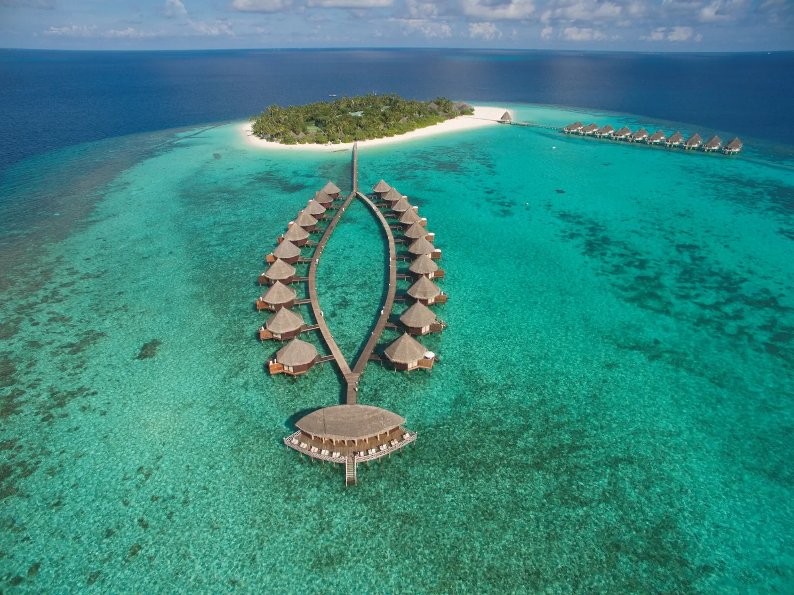 Angaga Island Resort & Spa - zdjęcie 3