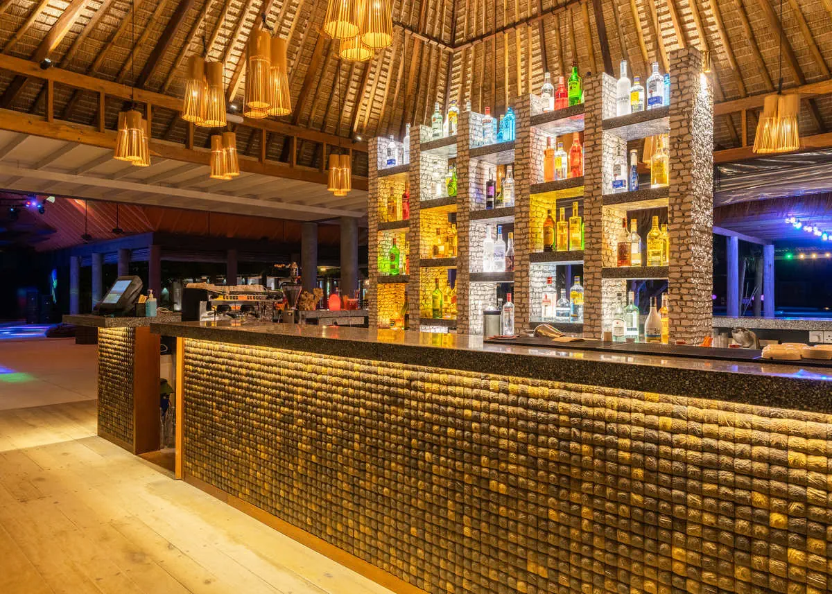 Furaveri Island Resort - zdjęcie 5