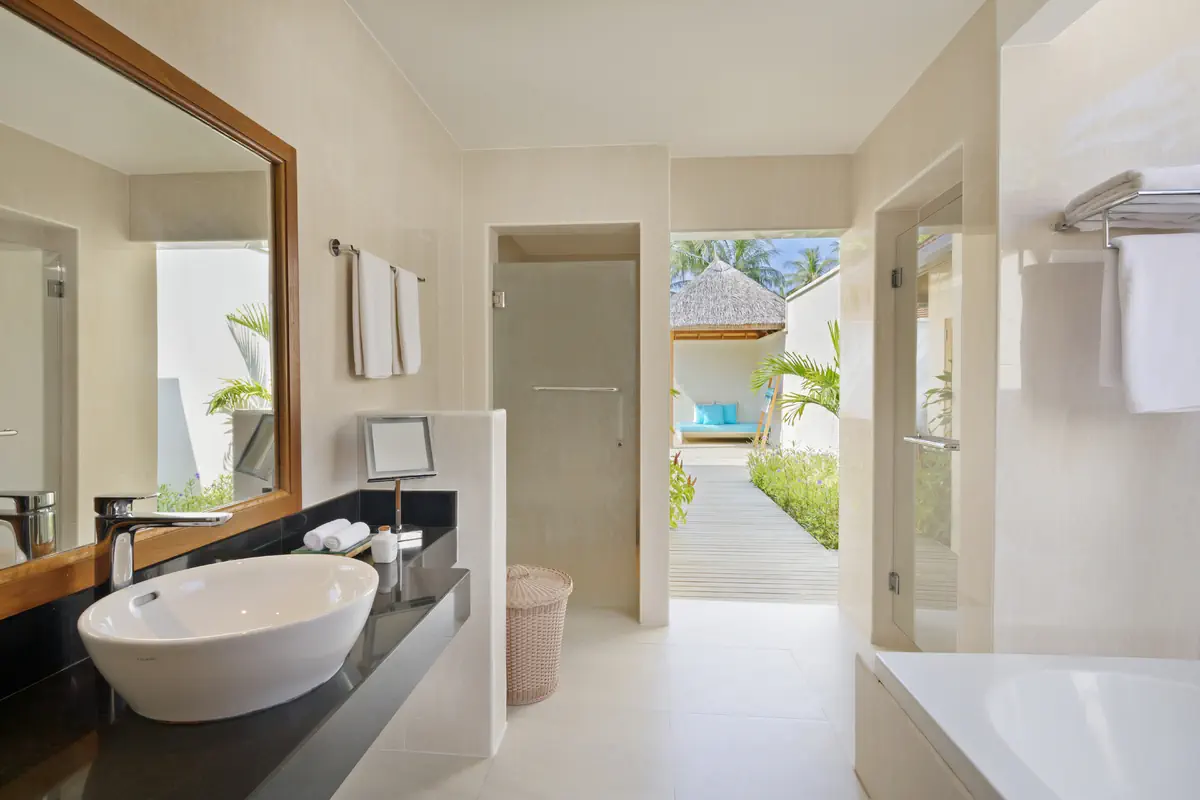 Niva Kurumba Maldives - zdjęcie 19