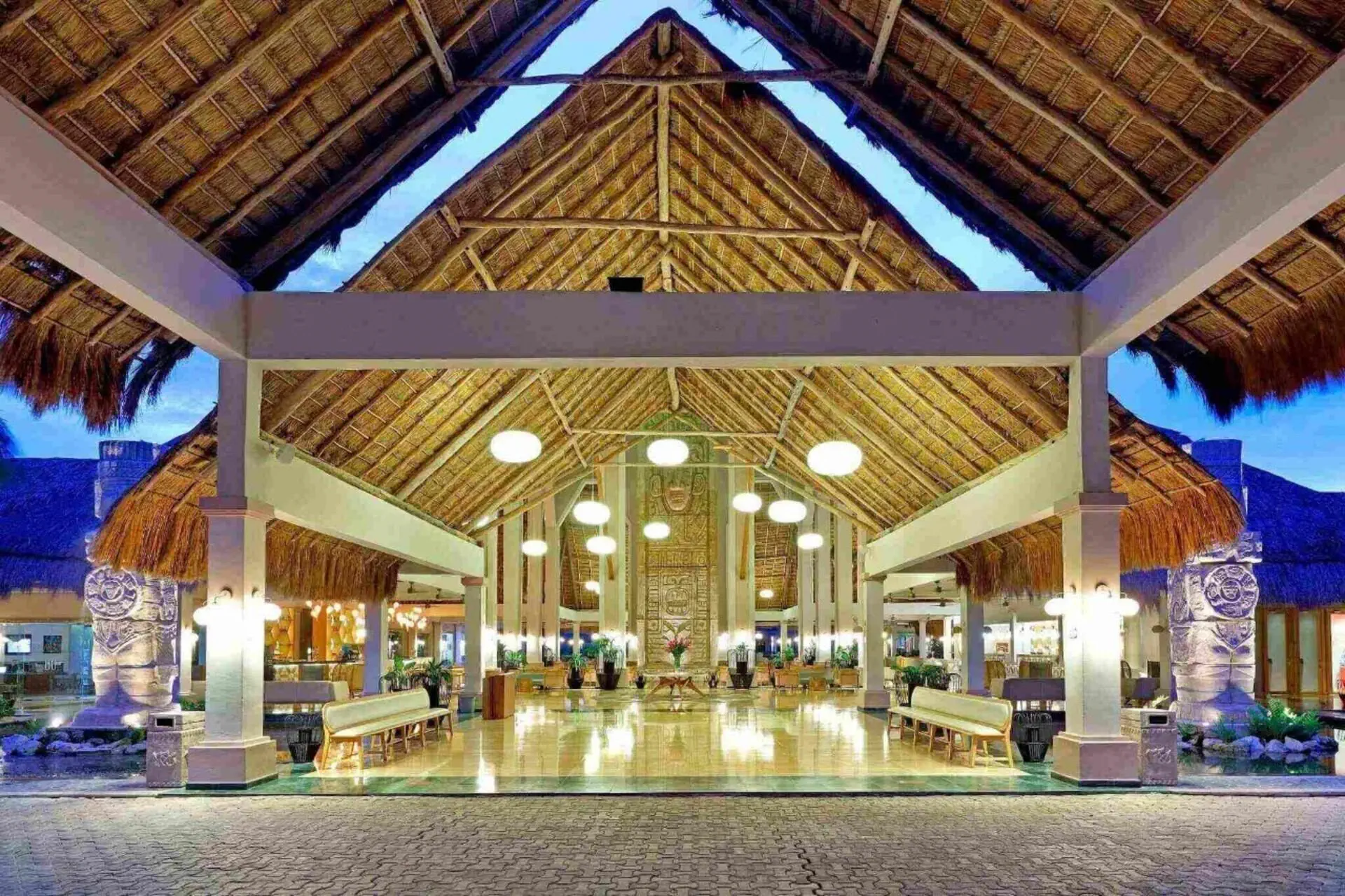 HOTEL Grand Palladium White Sand Resort & Spa