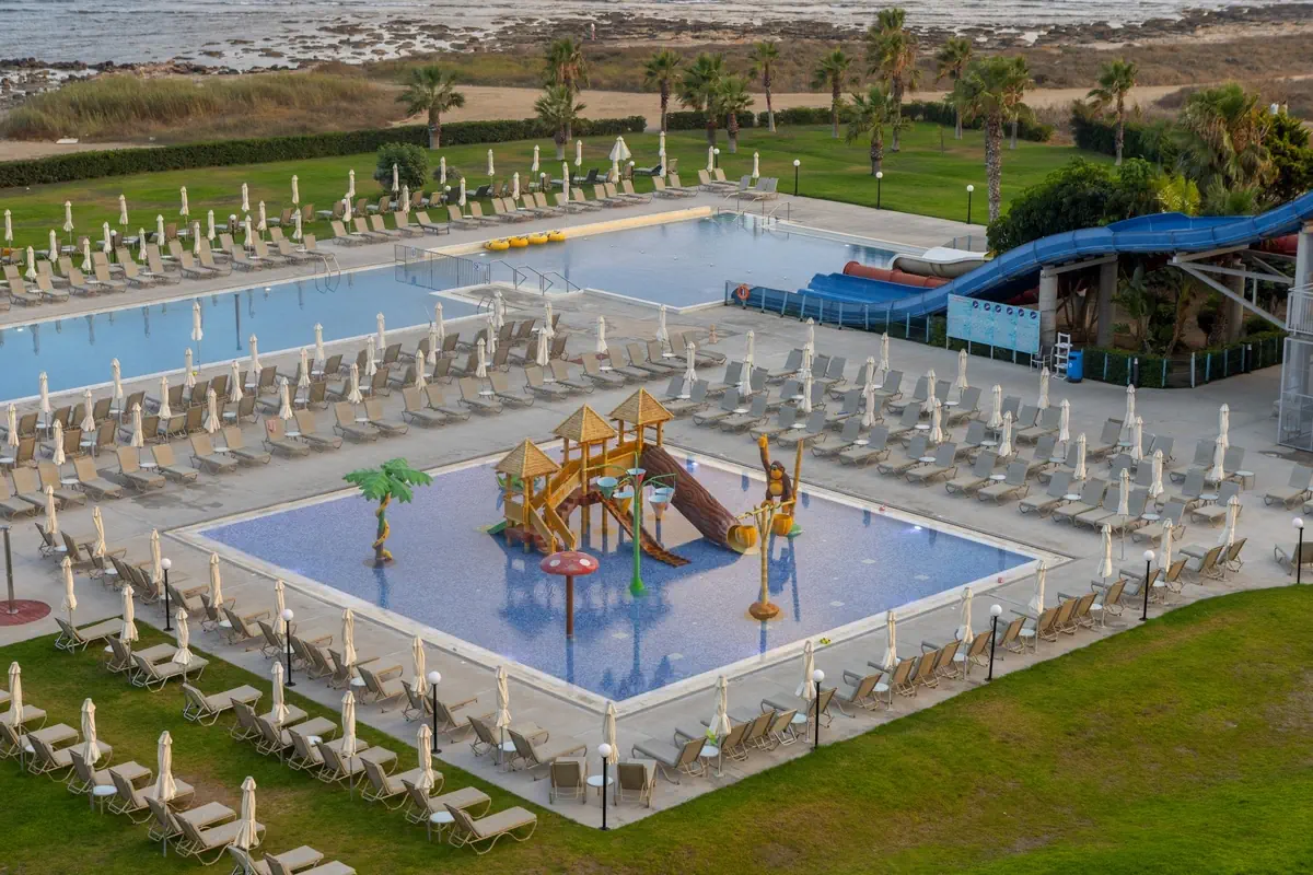 Louis Phaethon Beach