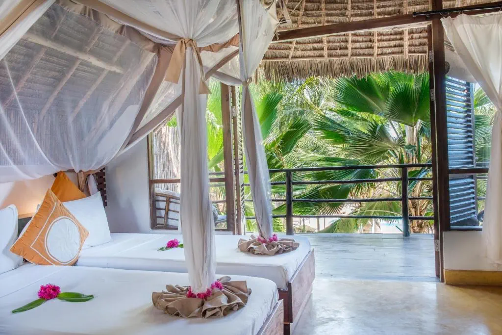 Sunshine Azure Zanzibar Beach Hotel****