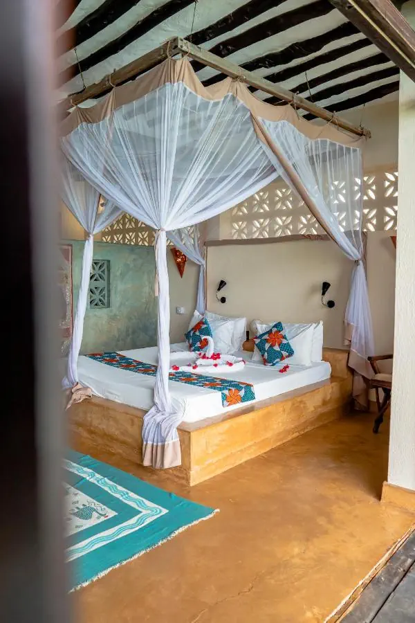 Sunshine Marine Lodge - zdjęcie 16