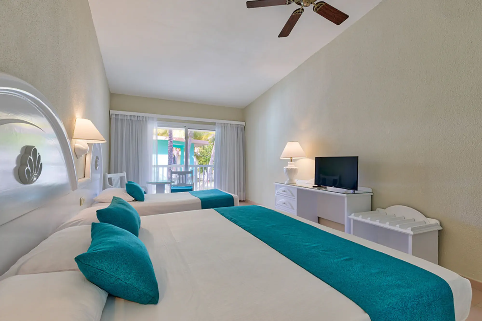 Playabachata Spa Resort