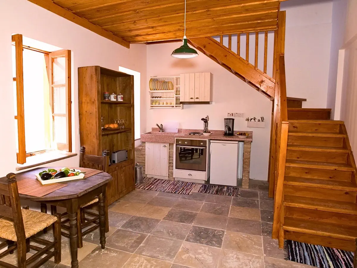 Eveleos Country House