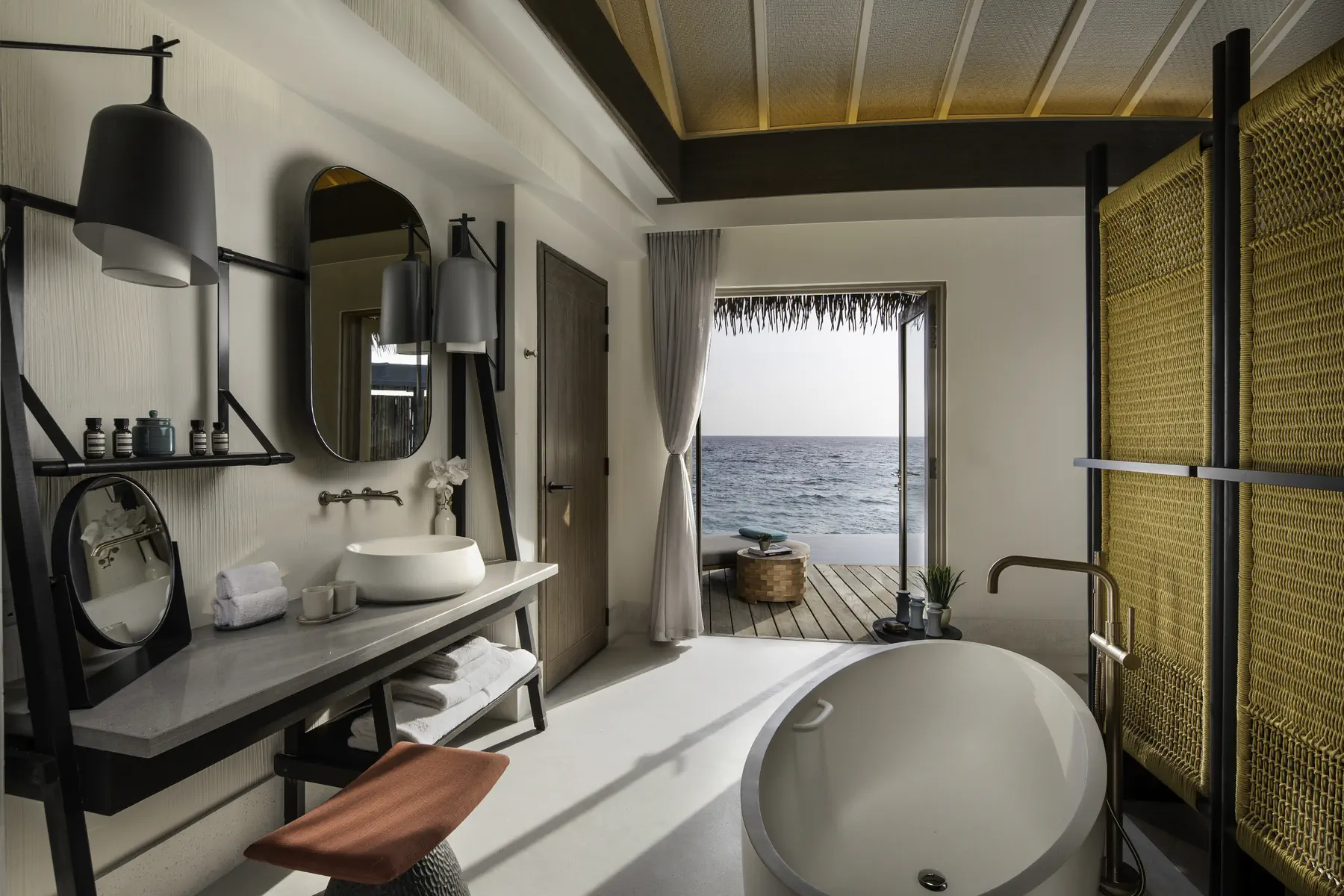 InterContinental Maldives Maamunagau Resort - zdjęcie 8