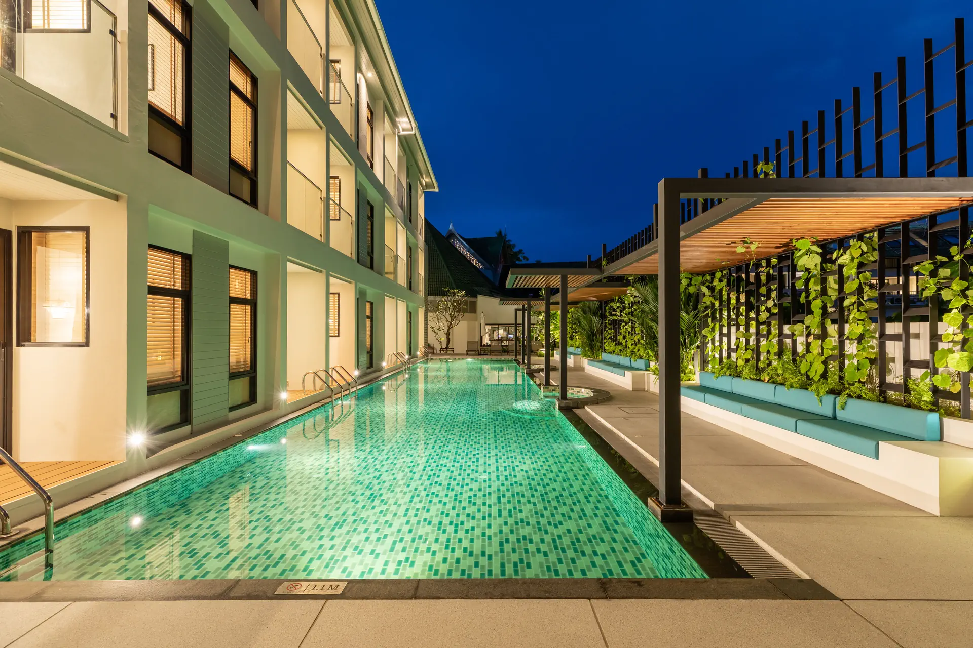 Outrigger Surin Beach Resort (ex. Manathai Surin Phuket) - zdjęcie 4