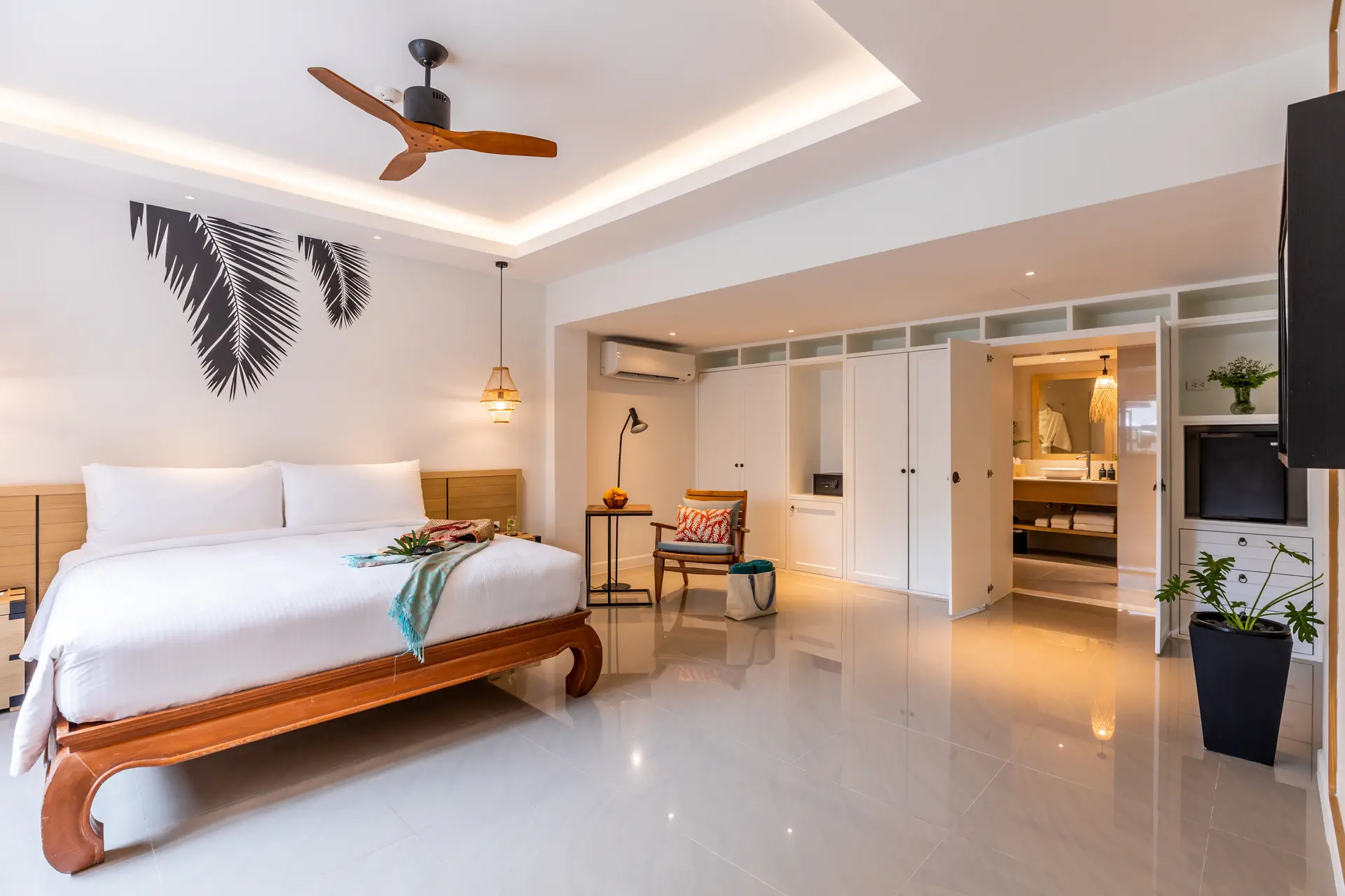 Outrigger Surin Beach Resort (ex. Manathai Surin Phuket) - zdjęcie 25