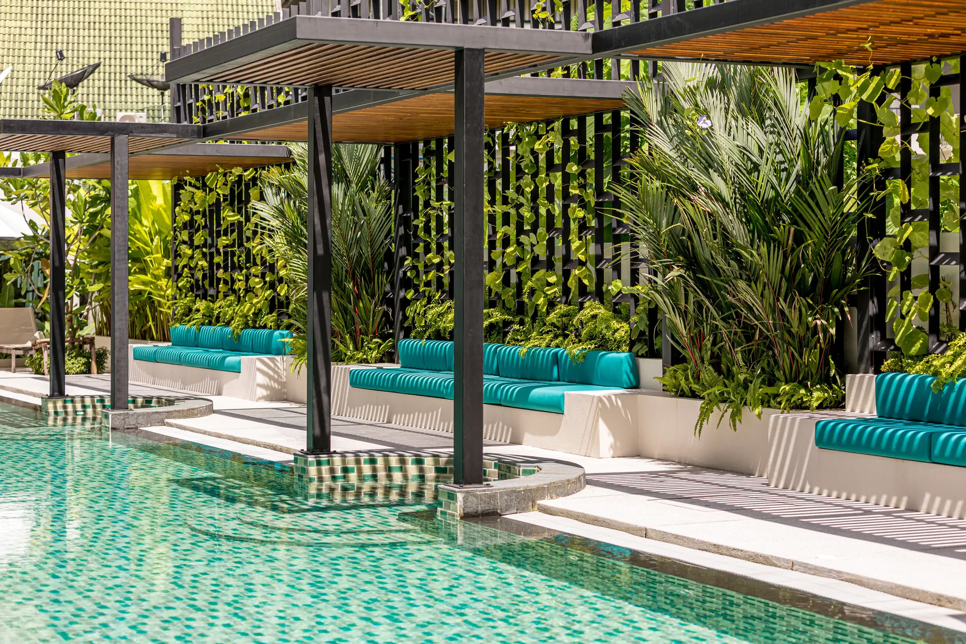 Outrigger Surin Beach Resort (ex. Manathai Surin Phuket) - zdjęcie 5