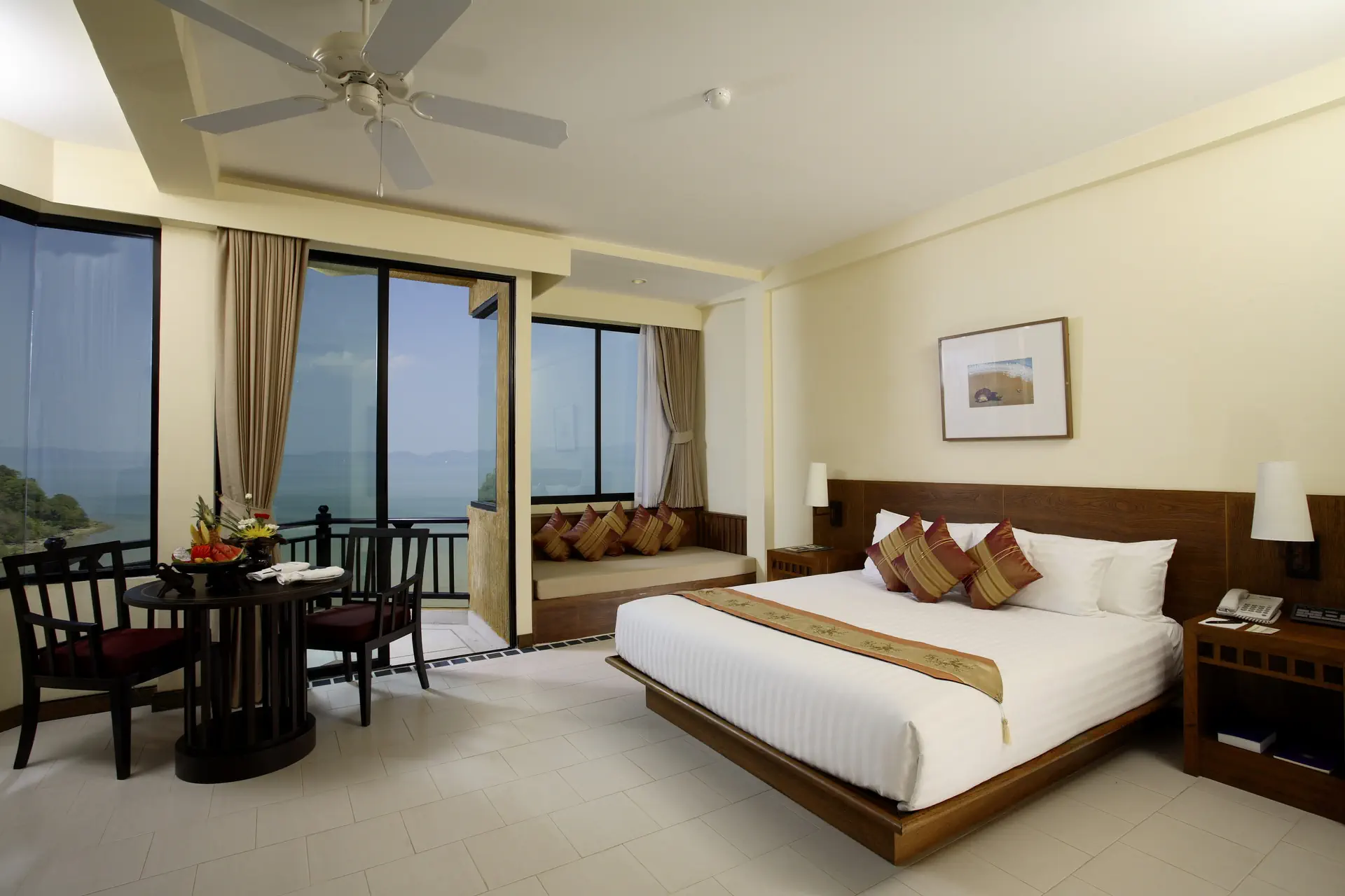 Supalai Scenic Bay Resort & Spa