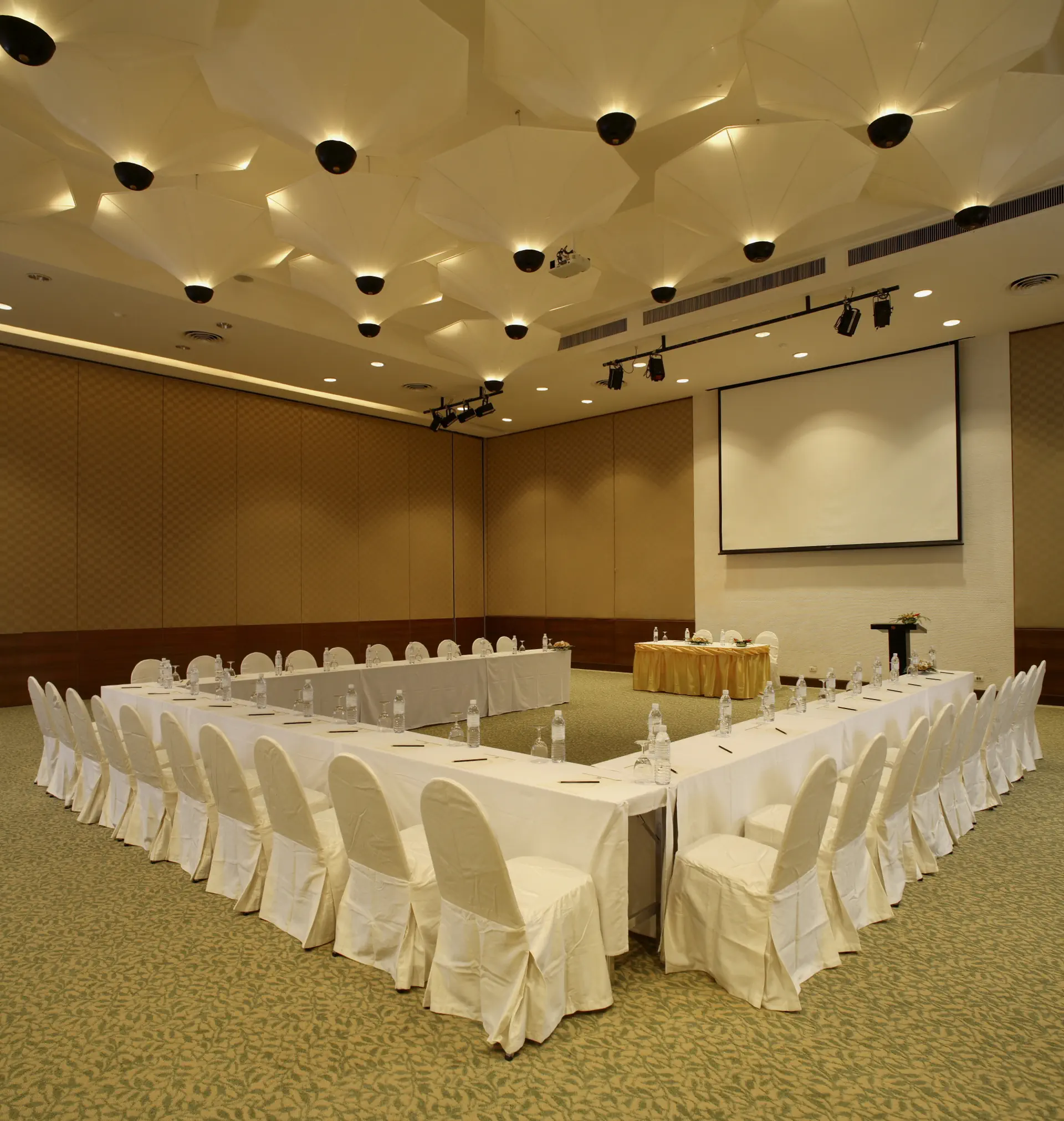 Supalai Scenic Bay Resort & Spa