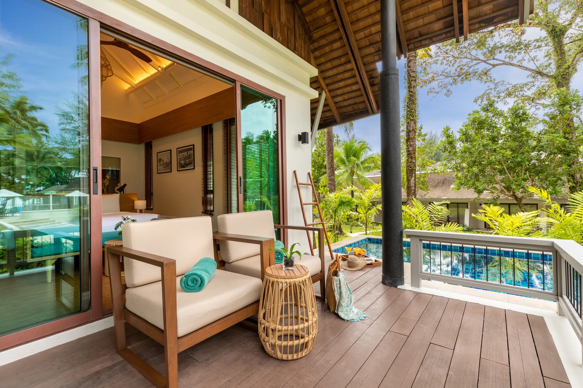 Outrigger Khao Lak Beach Resort (ex. Manathai Khao Lak) - zdjęcie 9