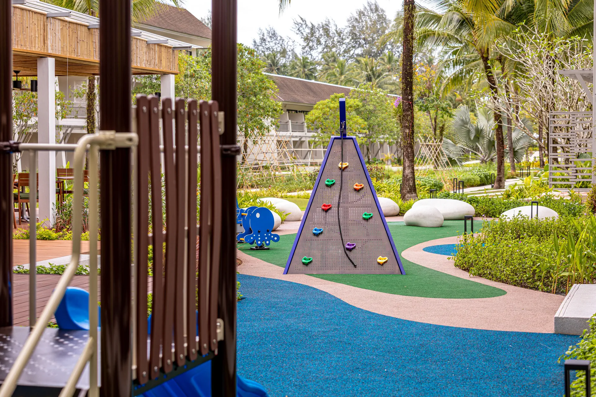 Outrigger Khao Lak Beach Resort (ex. Manathai Khao Lak) - zdjęcie 36