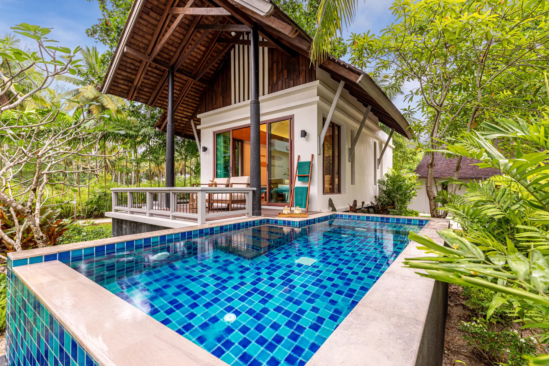 Outrigger Khao Lak Beach Resort (ex. Manathai Khao Lak) - zdjęcie 12