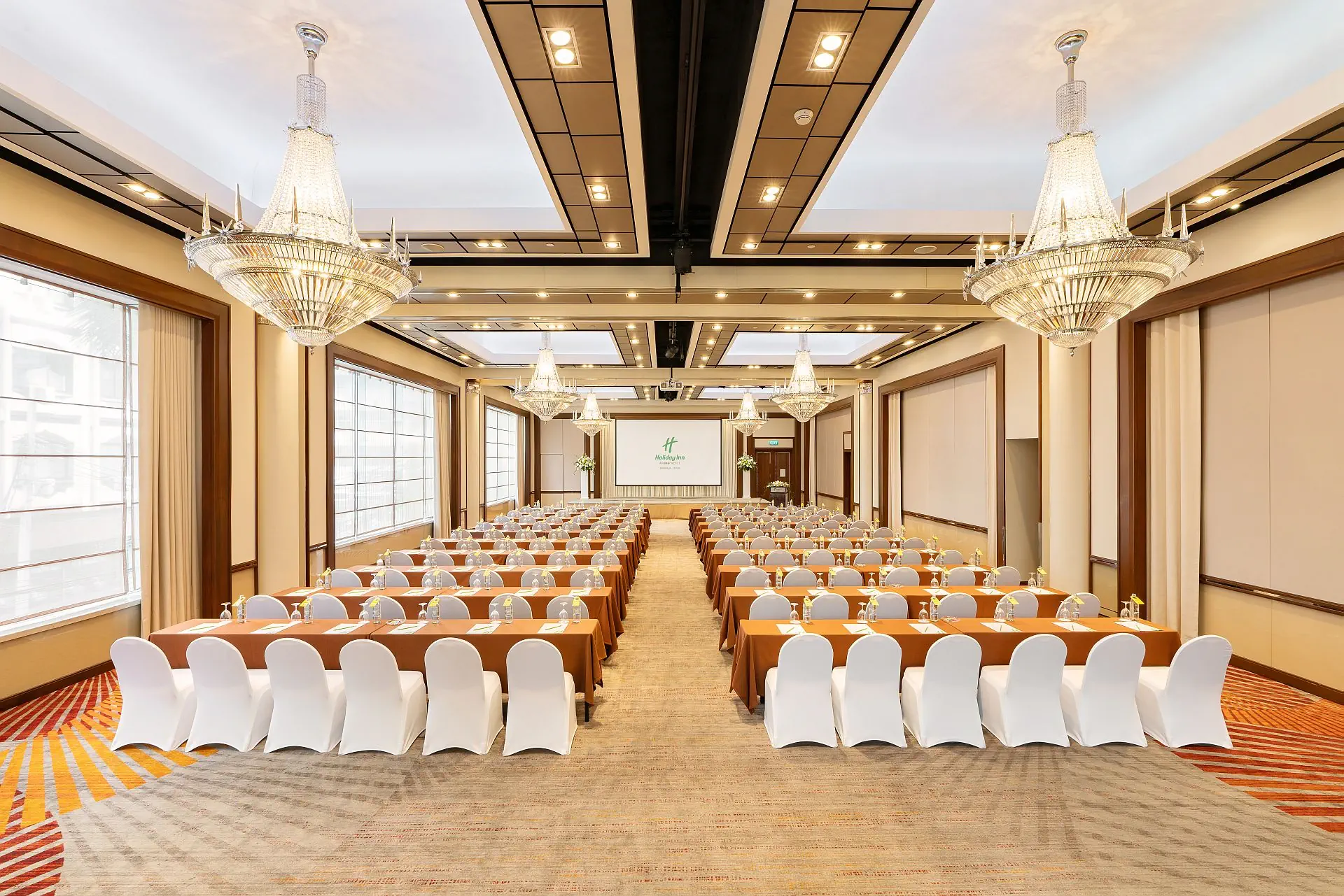Holiday Inn Silom (Bangkok) - zdjęcie 10