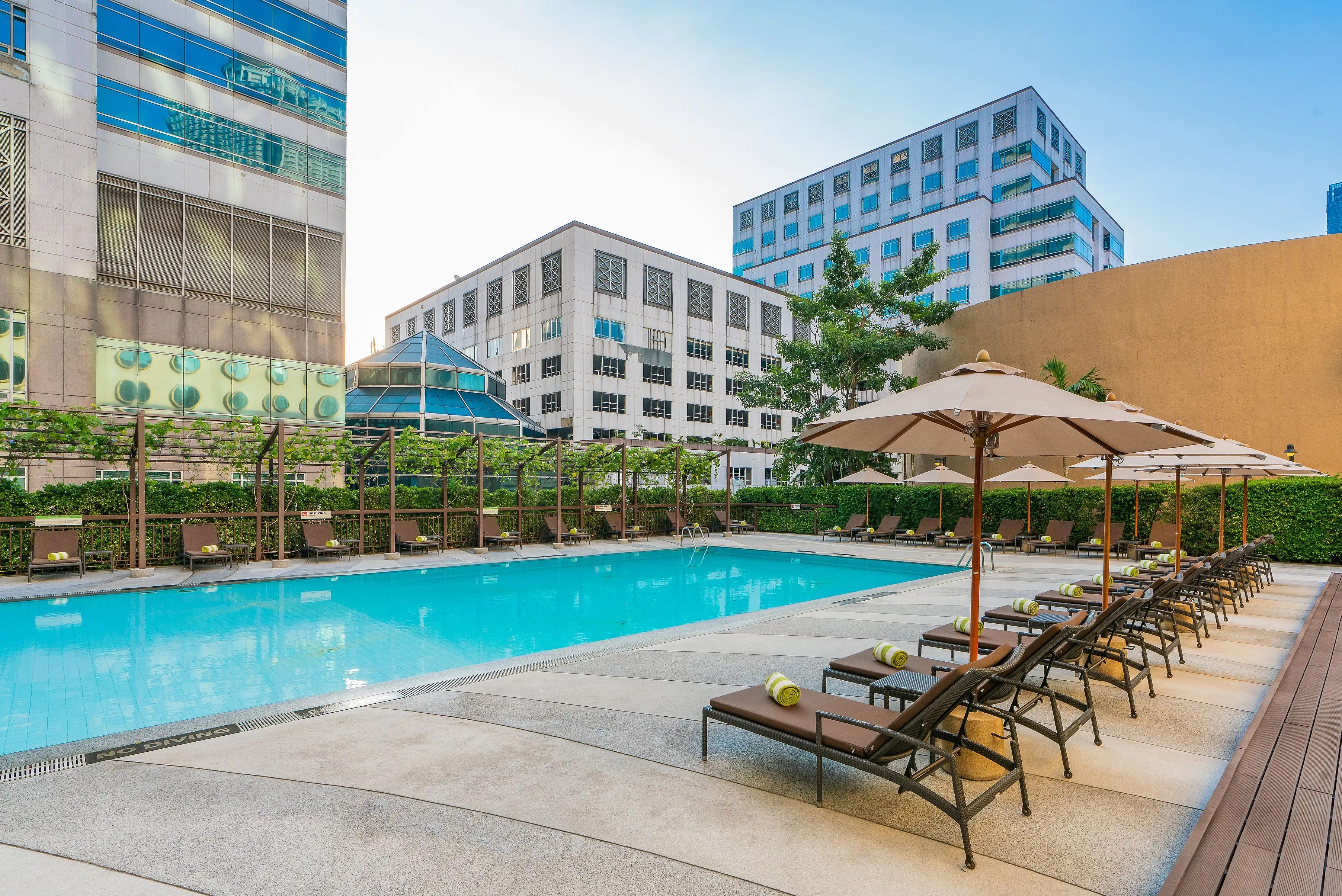 Holiday Inn Silom (Bangkok) - zdjęcie 2