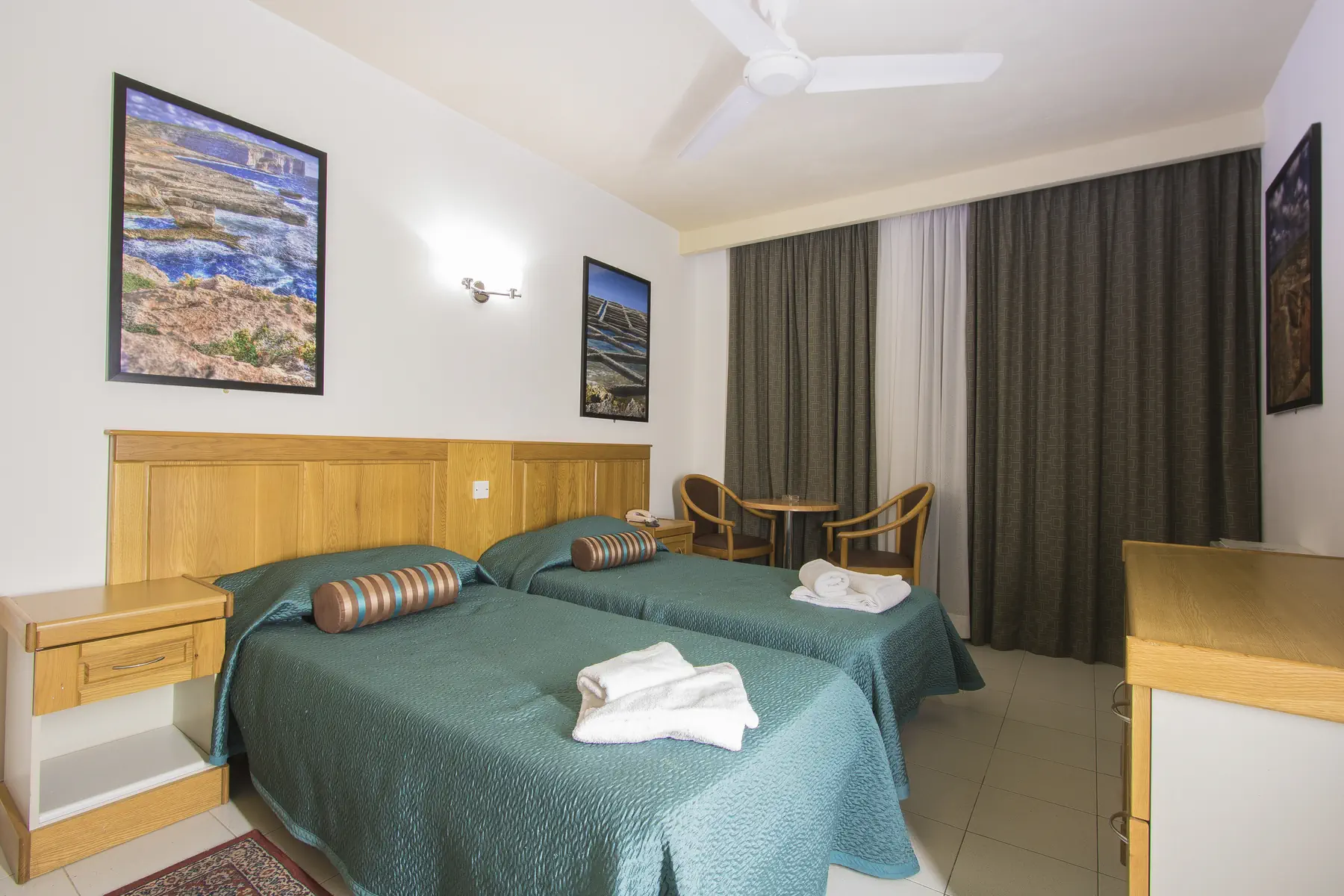 Canifor Hotel