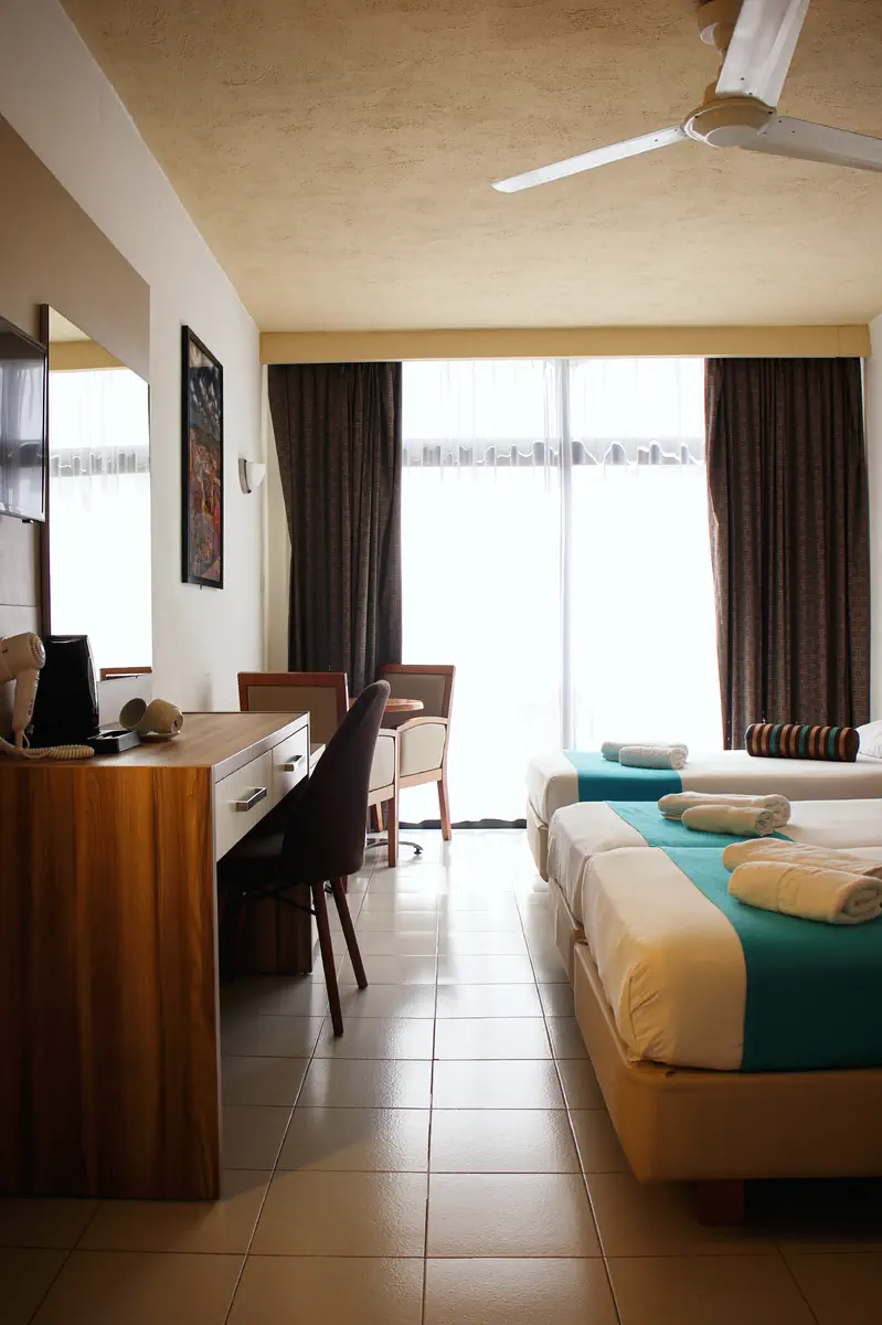 Canifor Hotel