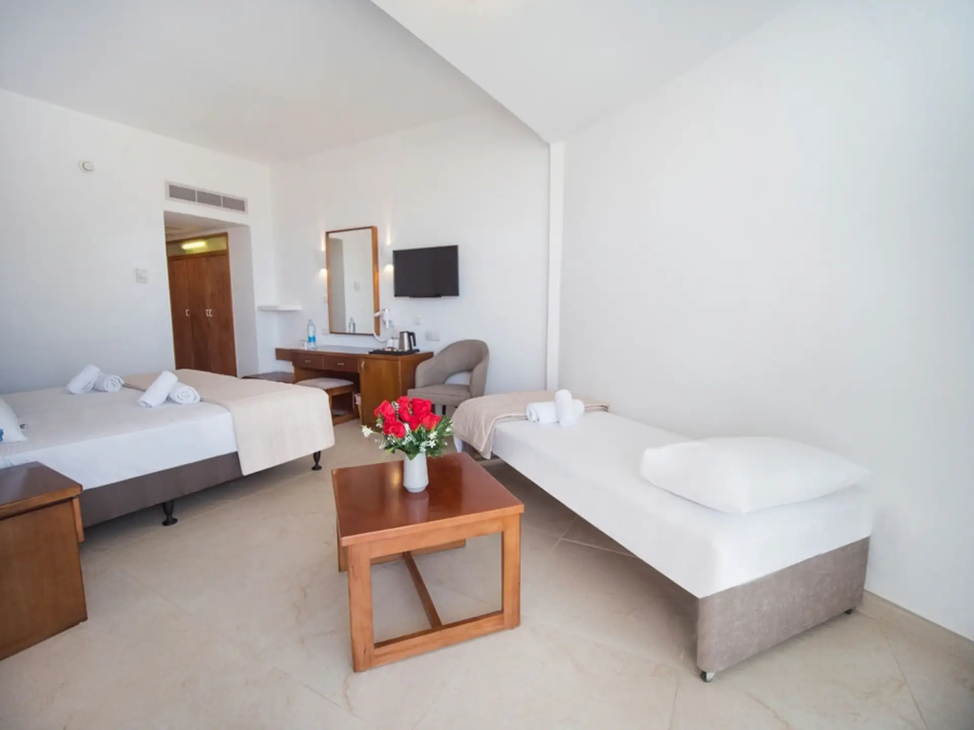 Avlida Hotel