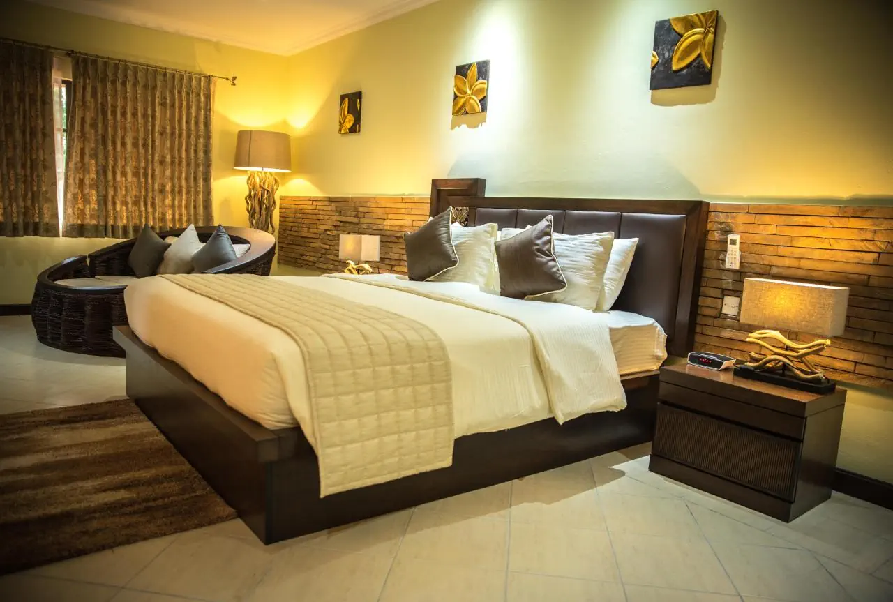 The Oasis Hotel Restaurant and Spa (Praslin Hotel)