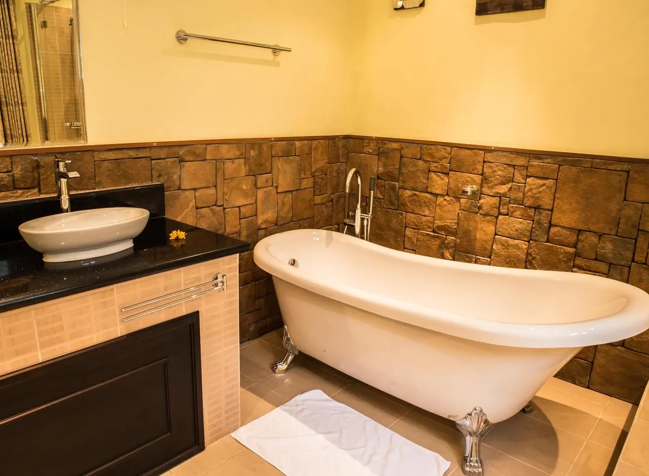 The Oasis Hotel Restaurant and Spa (Praslin Hotel)