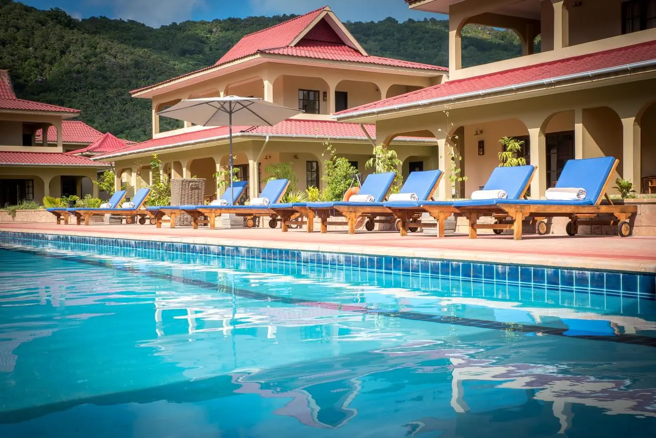 The Oasis Hotel Restaurant and Spa (Praslin Hotel)