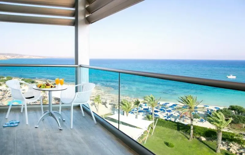 HOTEL Asterias Beach Hotel