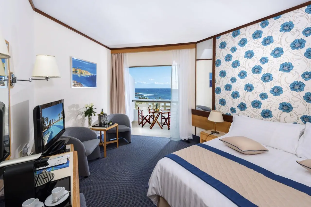HOTEL Constantinou Bros Athena Royal Beach Hotel