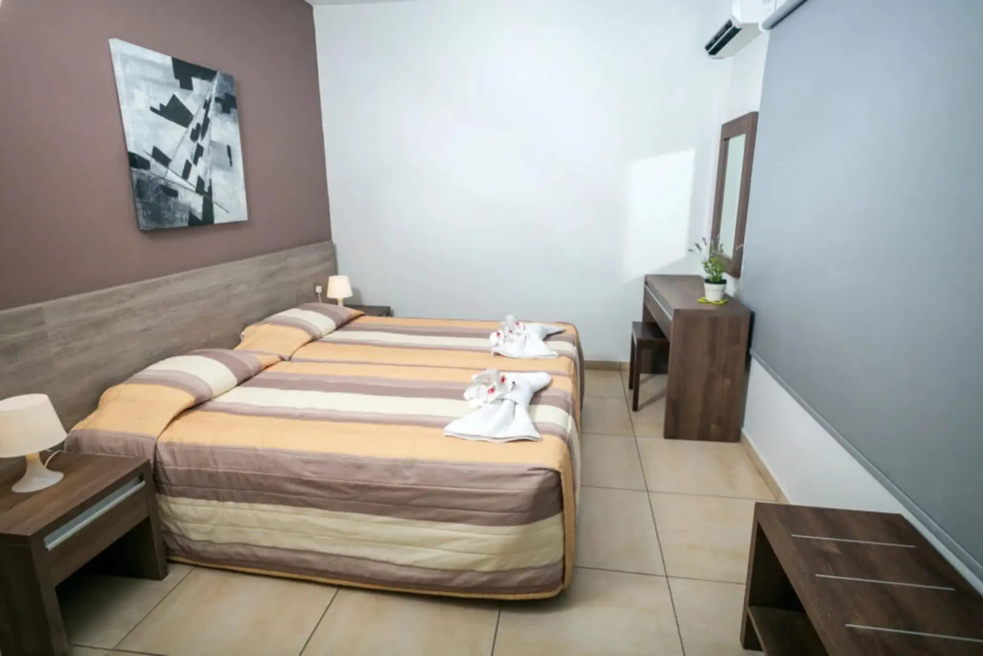 HOTEL Crystallo Apartments