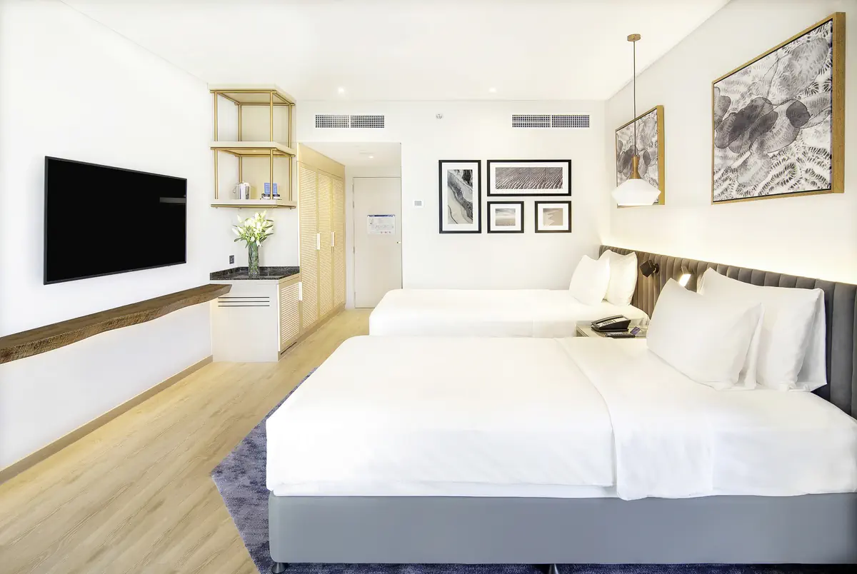 Yas Plaza Mangroves by IHG (Yas Island) - zdjęcie 17