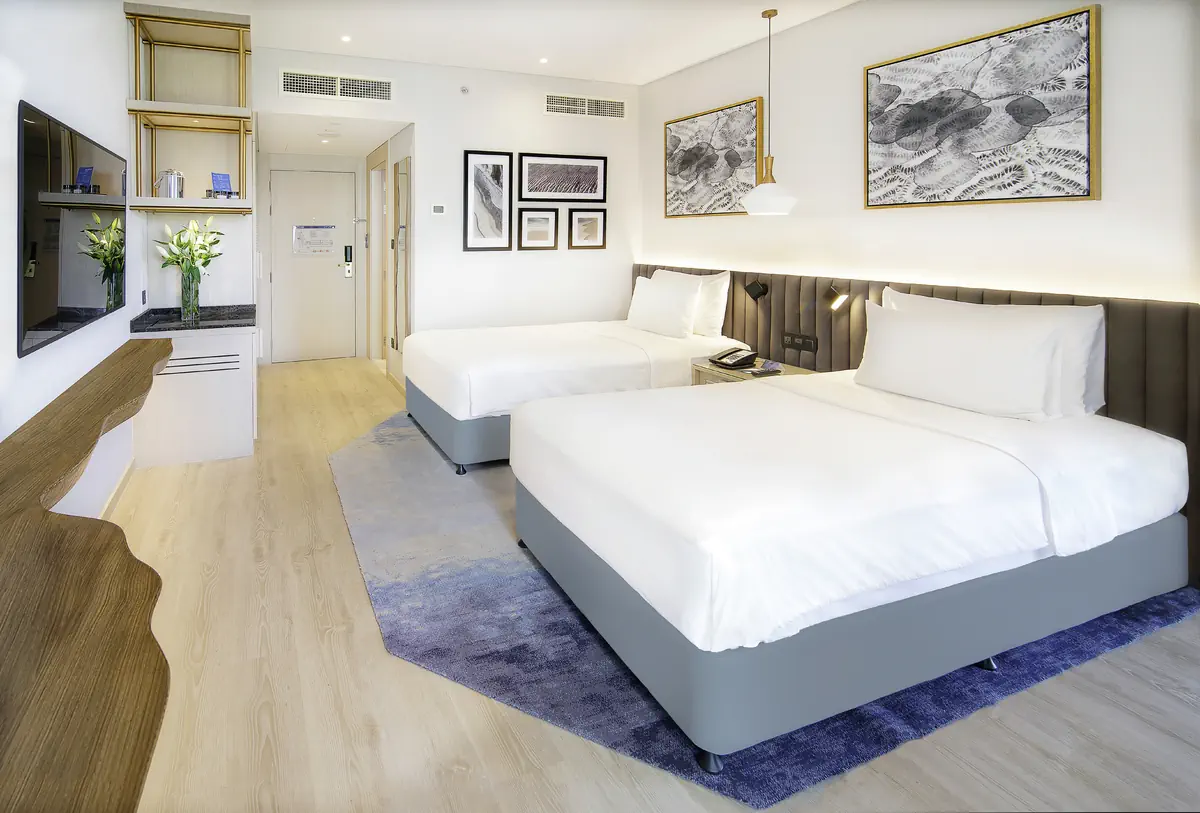 Yas Plaza Mangroves by IHG (Yas Island) - zdjęcie 14